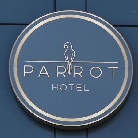 Hotel Parrot راشين المظهر الخارجي الصورة